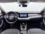 Skoda Octavia Combi 1.5 TSI First Edition | Zwenkbare trekhaak | PDC | ACC | Carplay |