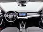 Skoda Octavia Combi 1.5 TSI First Edition / Zwenkbare trekhaak / PDC / Carplay