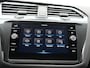 Volkswagen Tiguan 1.4 TSI eHybrid Life Automaat - PDC - Apple Carplay/Android auto - LED - Climatronic