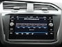 Volkswagen Tiguan 1.4 TSI eHybrid Life Automaat - PDC - Apple Carplay/Android auto - LED - Climatronic