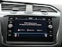 Volkswagen Tiguan 1.4 TSI eHybrid Life Automaat - PDC - Apple Carplay/Android auto - LED - Climatronic