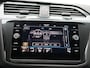 Volkswagen Tiguan 1.4 TSI eHybrid Life Automaat - PDC - Apple Carplay/Android auto - LED - Climatronic