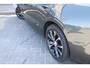 Volvo V60 B3 164PK Automaat Momentum Advantage | Trekhaak | Camera + PDC | Pilot Assist | Getint glas | Verw. Stoel- & stuurwiel |