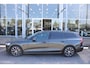 Volvo V60 B3 164PK Automaat Momentum Advantage | Trekhaak | Camera + PDC | Pilot Assist | Getint glas | Verw. Stoel- & stuurwiel |