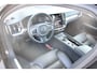 Volvo V60 B3 164PK Automaat Momentum Advantage | Trekhaak | Camera + PDC | Pilot Assist | Getint glas | Verw. Stoel- & stuurwiel |