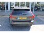 Volvo V60 B3 164PK Automaat Momentum Advantage | Trekhaak | Camera + PDC | Pilot Assist | Getint glas | Verw. Stoel- & stuurwiel |