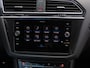 Volkswagen Tiguan 1.4 TSI eHybrid R-Line Business+ Trekhaak|Camera|Winter Pack|CarPlay|Navi|IQ LED|Elect. Klep|DiGi-Dash|Ad Cruise