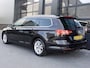 Volkswagen Passat Variant 1.4 TSI Automaat / Comfortline Business (Navi/Carplay,PDC,Trekhaak,Elek.achterklep,AdaptiveCruise)