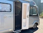 HYMER MLI 570 Edition60|Levelsysteem|Hefbed|TV|Zonnepanelen|Trekhaak