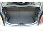Volkswagen Up! 1.0 MPI 60pk High up! 5-Drs. | Cruise Control | 16" Ypsilon Velgen + Allseason Banden