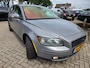 Volvo V50 2.4 D5 Summum 2006. Automaat/Leder/Climate/Cruise/Xenon/Trekhaak etc.. APK 02-2027
