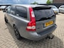 Volvo V50 2.4 D5 Summum 2006. Automaat/Leder/Climate/Cruise/Xenon/Trekhaak etc.. APK 02-2027