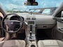 Volvo V50 2.4 D5 Summum 2006. Automaat/Leder/Climate/Cruise/Xenon/Trekhaak etc.. APK 02-2027