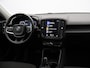 Volvo XC40 1.5 T3 / Stoel+Stuurverwarming / Apple Carplay / Parkeersensoren V+A / Getint Glas / 18" Wielen / Cruise Control /