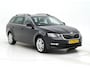 Skoda Octavia Combi 1.5 TSI Business Edition TREKHAAK PDC CARPLAY