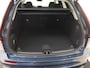Volvo XC60 T6 AWD Ultra Dark | Luchtvering | Trekhaak | 360° Camera | Panoramadak |