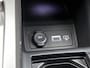 Peugeot 308 SW Allure 1.6 Plug-in Hybrid 180pk Automaat | Lage kilometerstand! | Navigatie | Achteruitrijcamera | Climate Control | Cruise Control | Parkeersensoren v+a | Keyless start | Bluetooth | Draadloze Apple Carplay / Android auto | DAB+ radio | Led koplampen | Volledig digitaal instrumentenpaneel | Donker getint glas | Trekhaak | 17" lichtmetalen velgen |
