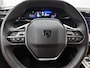 Peugeot 308 SW Allure 1.6 Plug-in Hybrid 180pk Automaat | Lage kilometerstand! | Navigatie | Achteruitrijcamera | Climate Control | Cruise Control | Parkeersensoren v+a | Keyless start | Bluetooth | Draadloze Apple Carplay / Android auto | DAB+ radio | Led koplampen | Volledig digitaal instrumentenpaneel | Donker getint glas | Trekhaak | 17" lichtmetalen velgen |