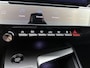 Peugeot 308 SW Allure 1.6 Plug-in Hybrid 180pk Automaat | Lage kilometerstand! | Navigatie | Achteruitrijcamera | Climate Control | Cruise Control | Parkeersensoren v+a | Keyless start | Bluetooth | Draadloze Apple Carplay / Android auto | DAB+ radio | Led koplampen | Volledig digitaal instrumentenpaneel | Donker getint glas | Trekhaak | 17" lichtmetalen velgen |
