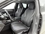 Peugeot 308 SW Allure 1.6 Plug-in Hybrid 180pk Automaat | Lage kilometerstand! | Navigatie | Achteruitrijcamera | Climate Control | Cruise Control | Parkeersensoren v+a | Keyless start | Bluetooth | Draadloze Apple Carplay / Android auto | DAB+ radio | Led koplampen | Volledig digitaal instrumentenpaneel | Donker getint glas | Trekhaak | 17" lichtmetalen velgen |