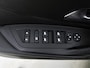 Peugeot 308 SW Allure 1.6 Plug-in Hybrid 180pk Automaat | Lage kilometerstand! | Navigatie | Achteruitrijcamera | Climate Control | Cruise Control | Parkeersensoren v+a | Keyless start | Bluetooth | Draadloze Apple Carplay / Android auto | DAB+ radio | Led koplampen | Volledig digitaal instrumentenpaneel | Donker getint glas | Trekhaak | 17" lichtmetalen velgen |