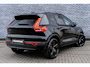 Volvo XC40 2.0 B4 Plus Black Edition | Trekhaak | Lichtmetalen Velgen 20 inch | Harman Kardon Audio | Panoramadak | 360 Graden Camera | Parkeersensoren | Keyless Entry | Elektrische Achterklep | Elektrisch Verstelbare Voorstoelen | Stoelverwarming | Google Navigatie | Apple Carplay | Android Auto