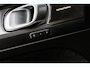 Volvo XC40 2.0 B4 Plus Black Edition | Trekhaak | Lichtmetalen Velgen 20 inch | Harman Kardon Audio | Panoramadak | 360 Graden Camera | Parkeersensoren | Keyless Entry | Elektrische Achterklep | Elektrisch Verstelbare Voorstoelen | Stoelverwarming | Google Navigatie | Apple Carplay | Android Auto