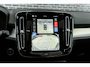 Volvo XC40 2.0 B4 Plus Black Edition | Trekhaak | Lichtmetalen Velgen 20 inch | Harman Kardon Audio | Panoramadak | 360 Graden Camera | Parkeersensoren | Keyless Entry | Elektrische Achterklep | Elektrisch Verstelbare Voorstoelen | Stoelverwarming | Google Navigatie | Apple Carplay | Android Auto