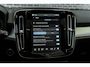 Volvo XC40 2.0 B4 Plus Black Edition | Trekhaak | Lichtmetalen Velgen 20 inch | Harman Kardon Audio | Panoramadak | 360 Graden Camera | Parkeersensoren | Keyless Entry | Elektrische Achterklep | Elektrisch Verstelbare Voorstoelen | Stoelverwarming | Google Navigatie | Apple Carplay | Android Auto