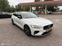 Volvo V60 2.0 T8 Recharge AWD R-Design | Clima | Cruise | Carplay | Stoelverwarming | LED V+A | LMV!