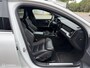 Volvo V60 2.0 T8 Recharge AWD R-Design | Clima | Cruise | Carplay | Stoelverwarming | LED V+A | LMV!