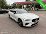 Volvo V60 2.0 T8 Recharge AWD R-Design | Clima | Cruise | Carplay | Stoelverwarming | LED V+A | LMV!