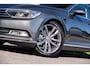 Volkswagen Passat Variant 1.4 TSI ACT Highline R-Line|Org.NL NAP|Trekhaak|CarPlay|Digitaal Dashboard|ErgoComfort|Camera|Volledig Onderhouden