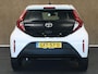 Toyota Aygo X 1.0 VVT-i MT Play - ORIGINEEL NEDERLANDSE AUTO - AFKOMSTIG VAN 1E EIGENAAR - AIRCO - APPLE CARPLAY/ ANDROID AUTO - CAMERA - DAB AUDIO -