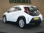 Toyota Aygo X 1.0 VVT-i MT Play - ORIGINEEL NEDERLANDSE AUTO - AFKOMSTIG VAN 1E EIGENAAR - AIRCO - APPLE CARPLAY/ ANDROID AUTO - CAMERA - DAB AUDIO -