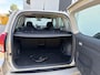 Toyota RAV4 2.0 VVTi Linea Sol Automaat 4X4 155 PK. Onverwoestbare en goed onderhouden auto !!! Alle keuringen toegestaan !!