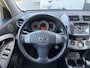 Toyota RAV4 2.0 VVTi Linea Sol Automaat 4X4 155 PK. Onverwoestbare en goed onderhouden auto !!! Alle keuringen toegestaan !!