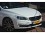 Volvo V60 2.4 D5 Twin Engine R-Design | Airco | Navigatie | Camera | Harman-kardon | NL auto!! | Nederlandse auto dealeronderhouden 144684 NAP aircopomp vorig jaar vernieuwd factuur aanwezig zeer compleet Harman Kardon metallic lak schuif kantel dak standkachel