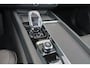 Volvo XC60 T8 Recharge AWD Polestar Engineered - Panorama/schuifdak - IntelliSafe Assist & Surround - 360º Camera - Bowers & Wilkins audio - Adaptieve LED koplampen - Verwarmde voorstoelen, stuur & achterbank - Parkeersensoren voor & achter - Elektr. bedienb. voorstoelen met geheugen - Head up display - Draadloze tel. lader - Inklapbare trekhaak - 22' LMV
