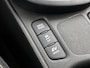 Toyota Yaris Cross 1.5 Hybrid 115 First Edition + | BTW voertuig | Parkeersensoren voor+achter | Stoel+Stuurverwarming | Draadloze telefoonlader | Navigatie | Apple CarPlay/Android Auto | Cruise Control Adaptive |
