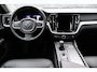 Volvo V60 2.0 B3 Essential Edition | Trekhaak | Achteruitrijcamera | Parkeersensoren | Lederen Bekleding | Stoelverwarming voor en achter | Cruise Control Adaptief | Lichtmetalen Velgen 18 inch | Navigatie | Apple Carplay | Android Auto