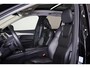 Volvo XC90 T8 Recharge AWD Inscription Expression - Panorama/schuifdak - IntelliSafe Assist & Surround - 360º Camera - Harman Kardon audio - Adaptieve LED koplampen - Verwarmde voorstoelen, stuur & achterbank - Parkeersensoren voor & achter - Elektr. bedienb. voorstoelen met geheugen - Draadloze tel. lader - Standkachel - Extra getint glas - Inklapbare trekhaak - 21' LMV