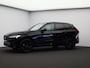 Volvo XC60 2.0 T8 Plug-in hybrid AWD Ultra Black Edition / Trekhaak / Panoramadak / 360 Camera / Head-up Display / Full-Led / Harman Kardon / Stoel+Stuurverwarming / BLIS /