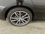 BMW 3-Serie 318i 156pk Automaat Executive Edition | Model Sport Line| M stuur | 18" | Zwarte hemel | Active Cruise Control