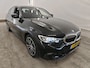 BMW 3-Serie 318i 156pk Automaat Executive Edition | Model Sport Line| M stuur | 18" | Zwarte hemel | Active Cruise Control