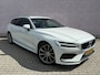 Volvo V60 2.0 T4 Momentum Pro | Trekhaak | Styling Pakket | Achteruitrijcamera | Parkeersensoren | Elektrische Achterklep | Navigatie | Apple Carplay | Android Auto