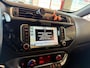 Kia Rio 1.2 CVVT ExecutiveLine | Achteruitrijcamera | Stoel+Stuurverwarming | Navigatie | Cruise control | Climate control | Parkeersensoren | Nederlands geleverd | Elek. inklapbare spiegels