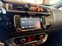 Kia Rio 1.2 CVVT ExecutiveLine | Achteruitrijcamera | Stoel+Stuurverwarming | Navigatie | Cruise control | Climate control | Parkeersensoren | Nederlands geleverd | Elek. inklapbare spiegels