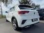 Volkswagen T-Roc 1.0 TSI R-Line IQ-light / Carplay / ACC / PDC / Stoelverwarming / Digitiale cockpit / Zwarte hemel / 4-Seiz. Band