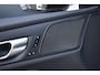 Volvo V60 T8 Plug-in hybrid AWD Plus Dark | Trekhaak | Stoel-/Stuurwiel verwarming | 360 graden camera | Harman Kardon Premium audio | All Season banden | Elektrisch verstelbare Voorstoelen | BLIS | Adaptieve Cruise Control | Google | Apple Carplay |